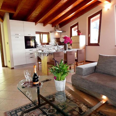 Villa In Pisogne With Pool Garden And Lake View Buitenkant foto