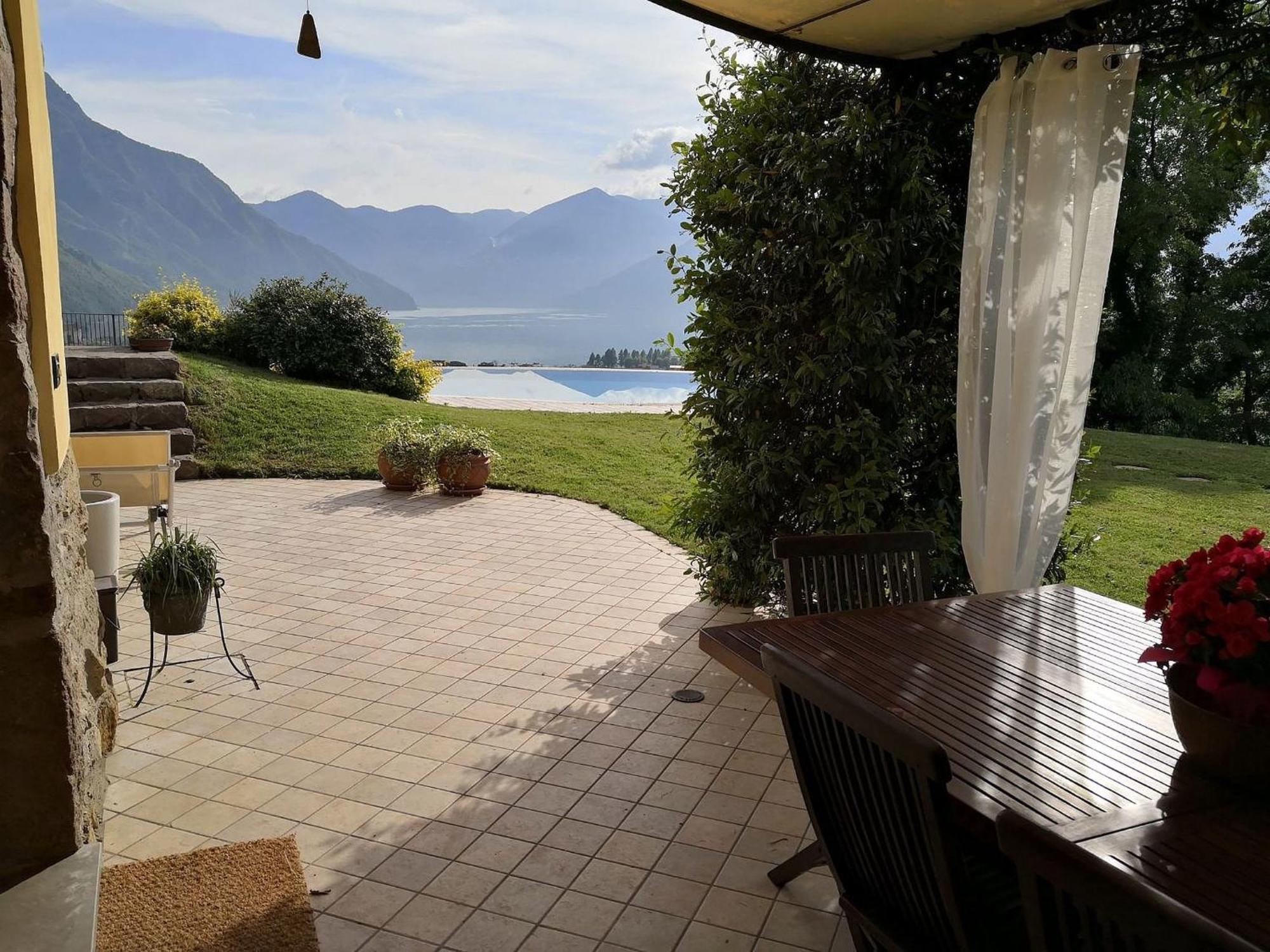 Villa In Pisogne With Pool Garden And Lake View Buitenkant foto