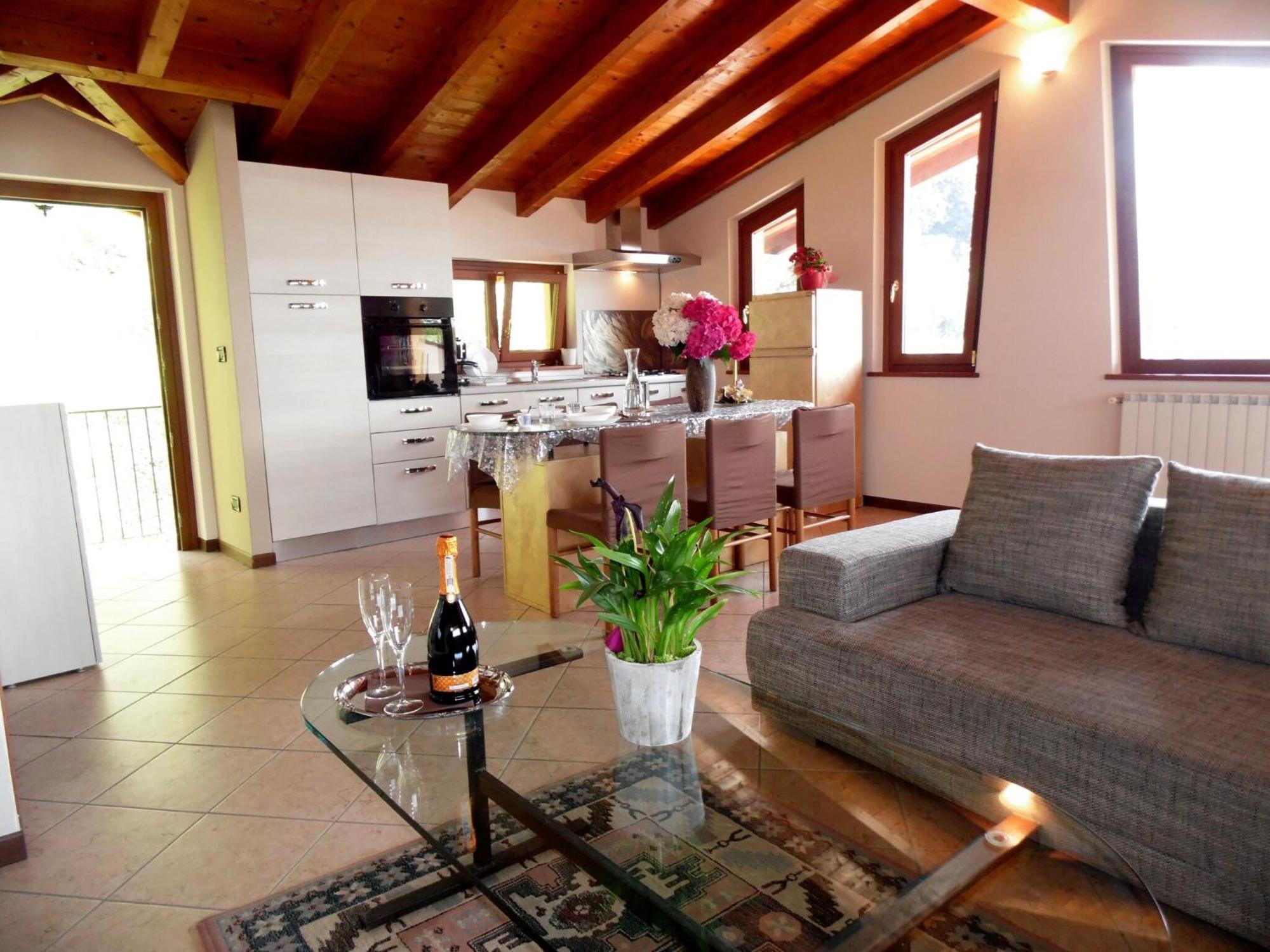 Villa In Pisogne With Pool Garden And Lake View Buitenkant foto