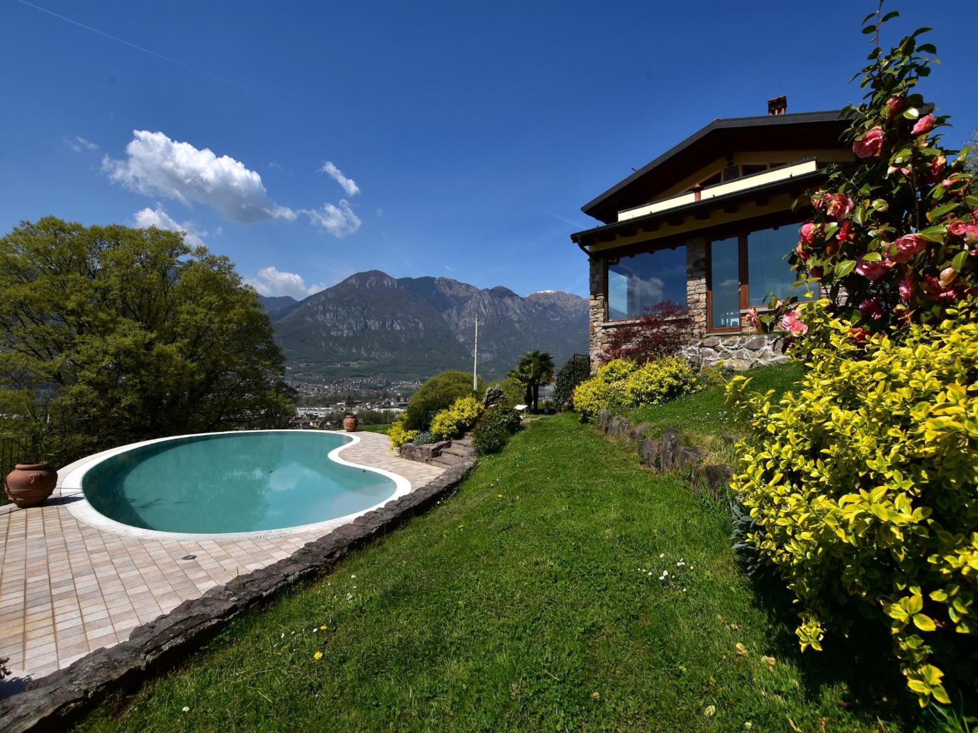 Villa In Pisogne With Pool Garden And Lake View Buitenkant foto