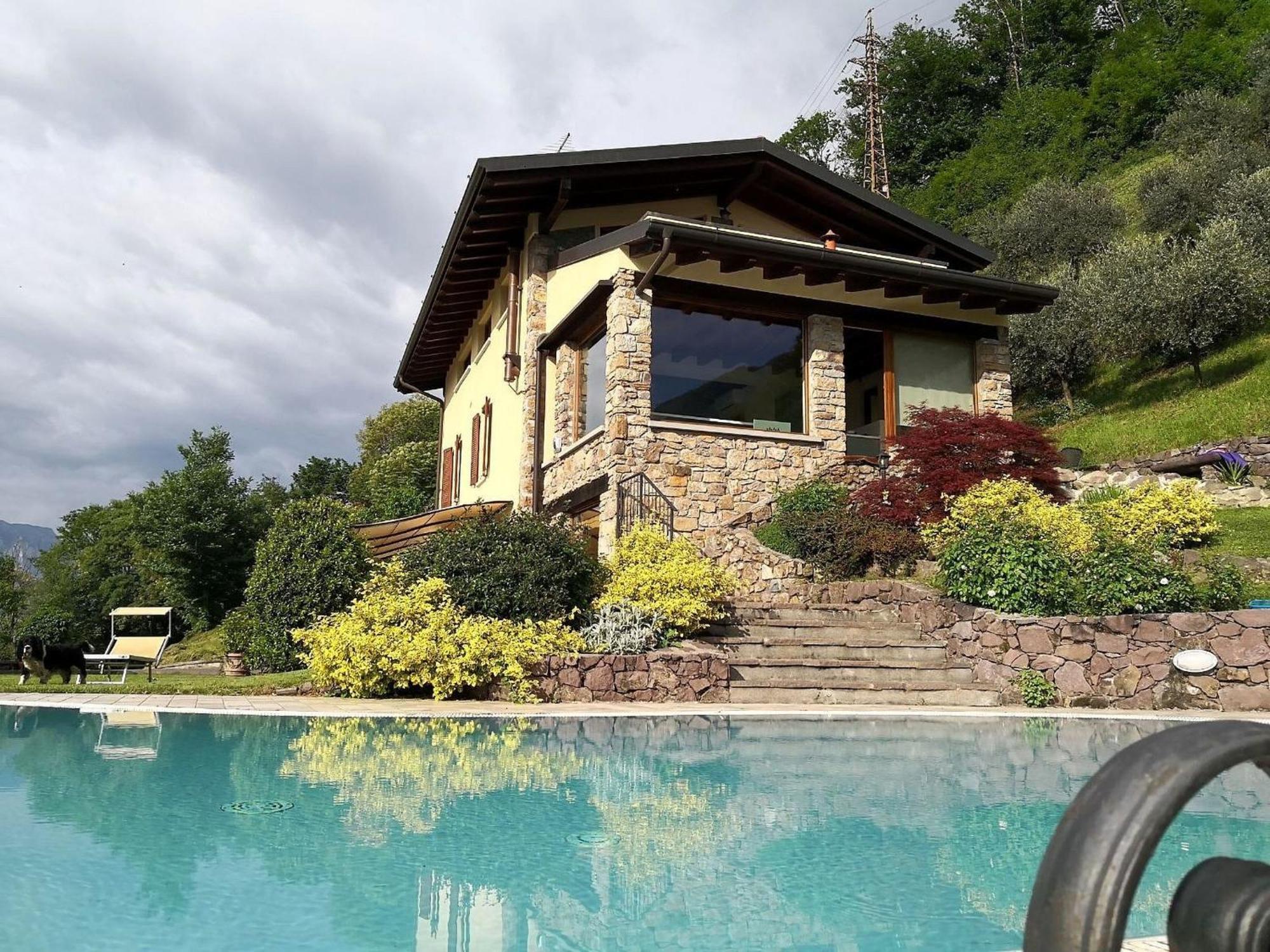 Villa In Pisogne With Pool Garden And Lake View Buitenkant foto